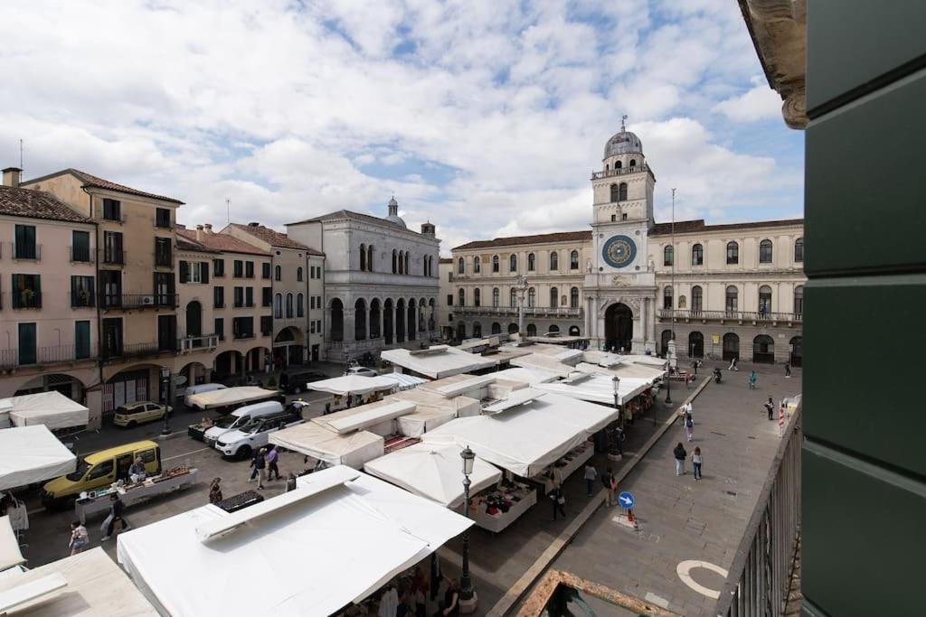 Enjoy Home - Appartamento Orologio, Piazza Dei Signori Padua Exteriör bild